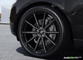 2014 Land Rover Range Rover with 22x10 Lexani CSS 10 wheels
