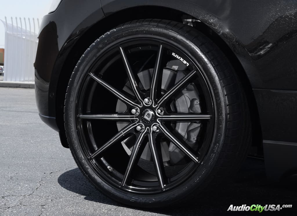 2014 Land Rover Range Rover with 22x10 Lexani CSS 10 wheels