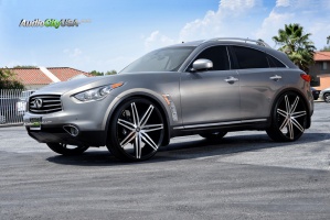2013 Infiniti FX37 with 26x9.5 Lexani Johnson 2 wheels