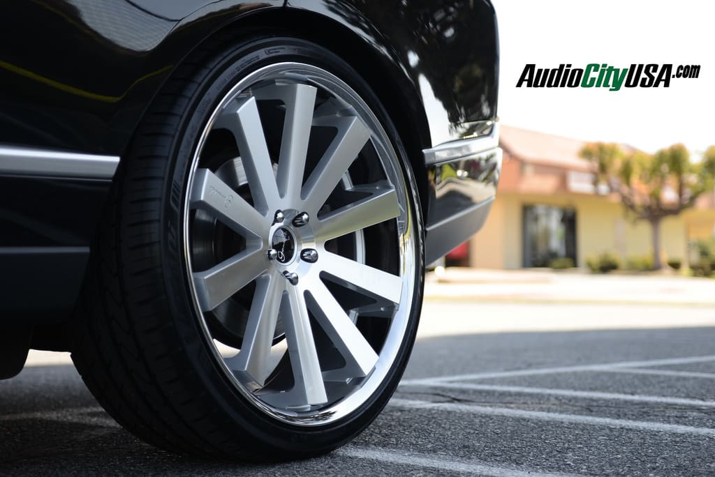 2015 Land Rover Range Rover with 24x10 Gianelle Santo 2 SS wheels