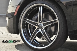 2014 Cadillac XTS with 22x9 Lexani LF 705 wheels