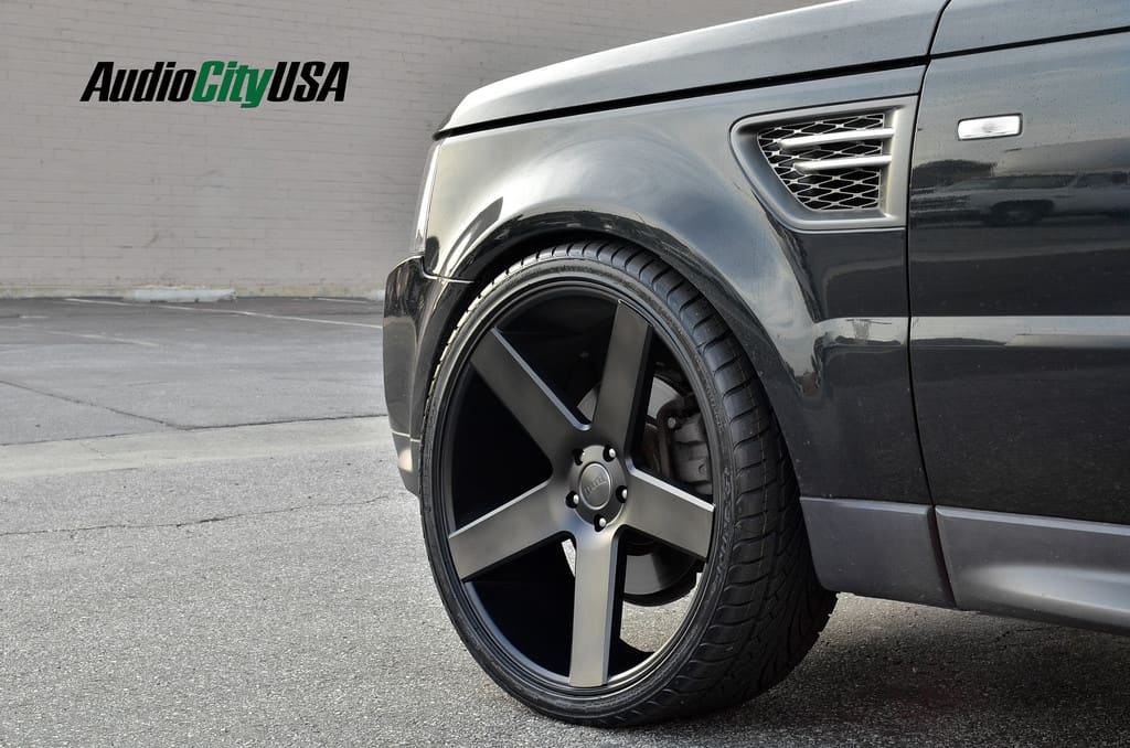 2011 Land Rover Range Rover with 24x9 DUB Ballers S 116 wheels