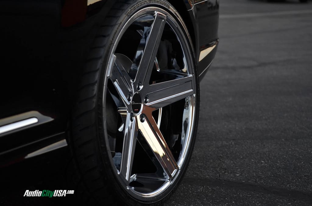 2008 Mercedes-Benz CL-Class with 22x9 Giovanna Dramuno 5 wheels
