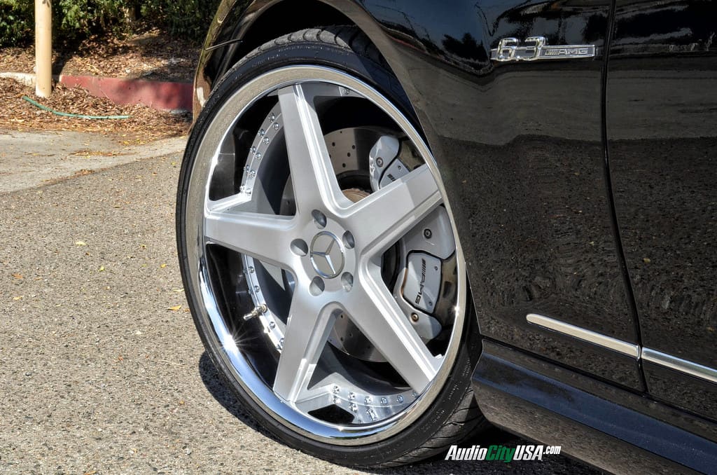 2008 Mercedes-Benz CL-Class with 22x9 AZAD A008 wheels