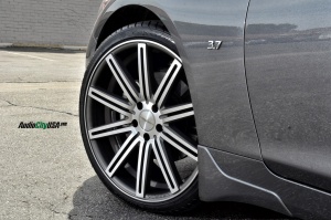 2014 Infiniti Q50 with 20x9 Vossen CV4 wheels