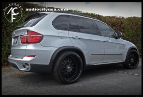2012 BMW X5 with 22x9.5 AC 313 wheels