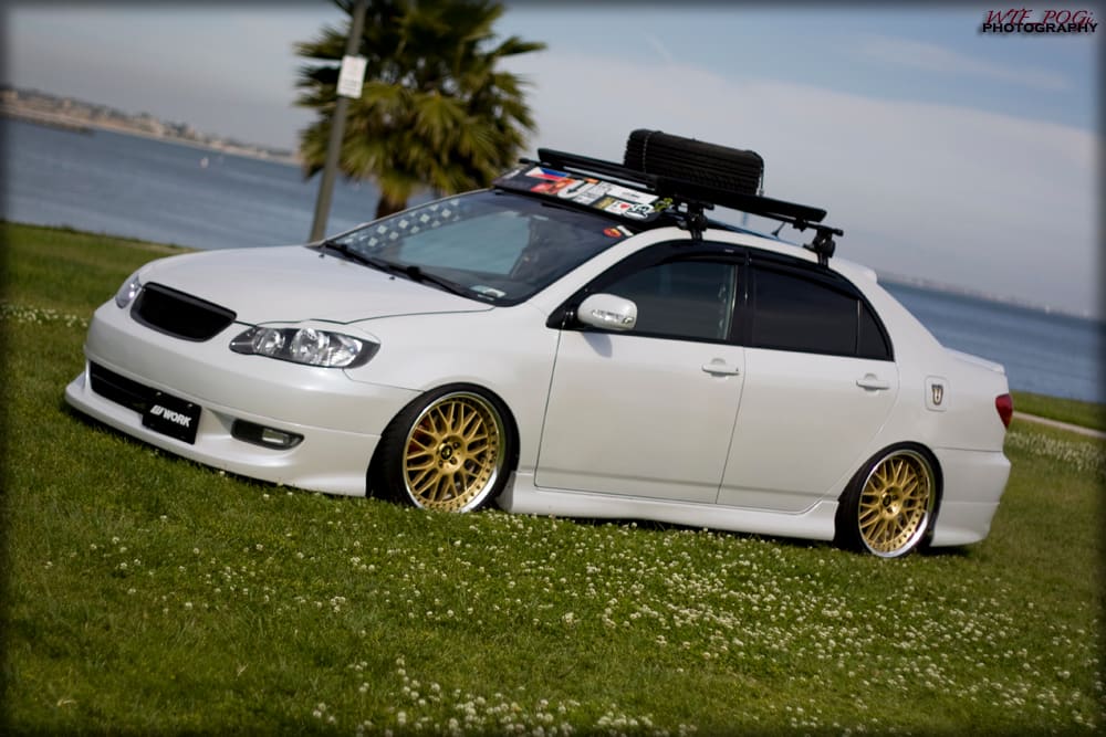2005 Toyota Corolla with 18x8 Work VS-XX wheels