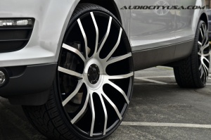 2013 Audi Q7 with 26x10 Giovanna Sienna wheels