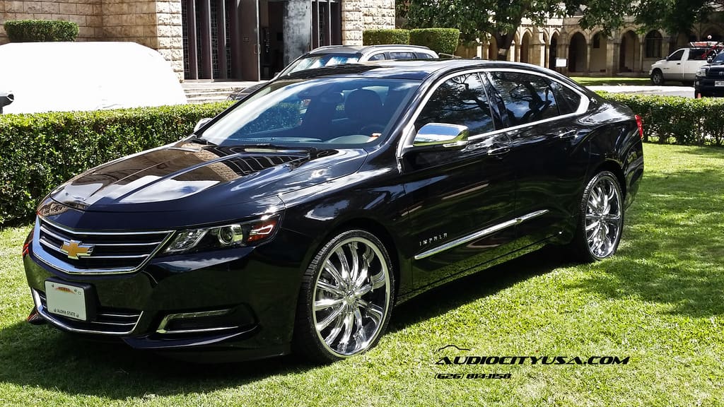 2014 Chevrolet Impala with 22x8 Borghini B15 wheels