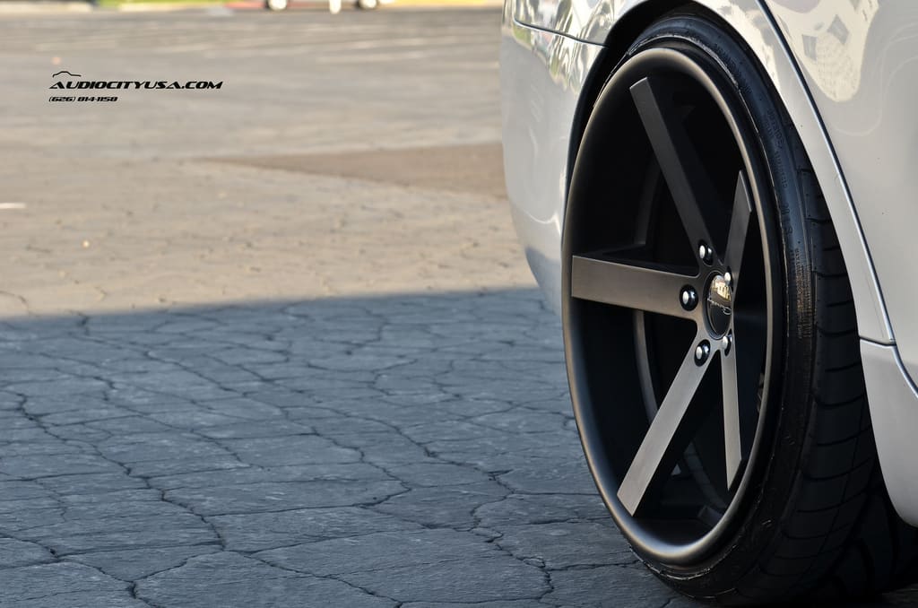 2008 Toyota Camry with 20x8.5 Giovanna Mecca wheels