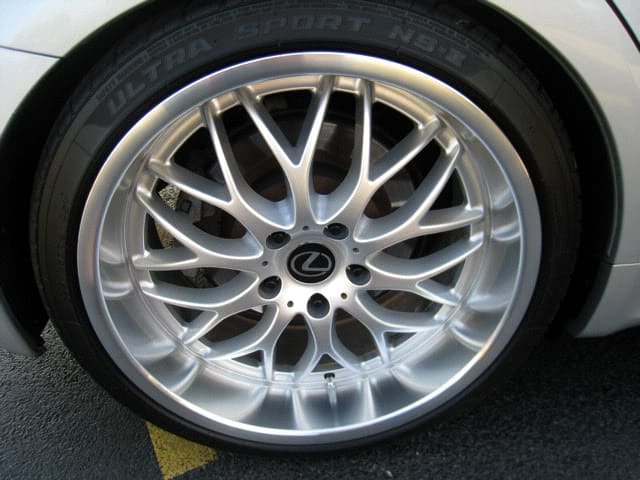 2010 Lexus IS 350 with 19x8.5 Drag DR-37 wheels