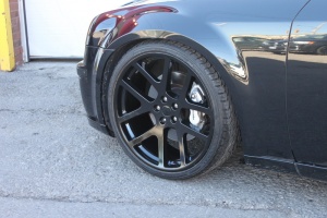 2005 Chrysler 300 with Viper Reps wheels