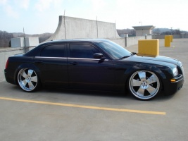 2005 Chrysler 300 with 24x9.5 Asanti Signature wheels