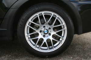2006 BMW X3 with 18x8.5 VMR V718 wheels