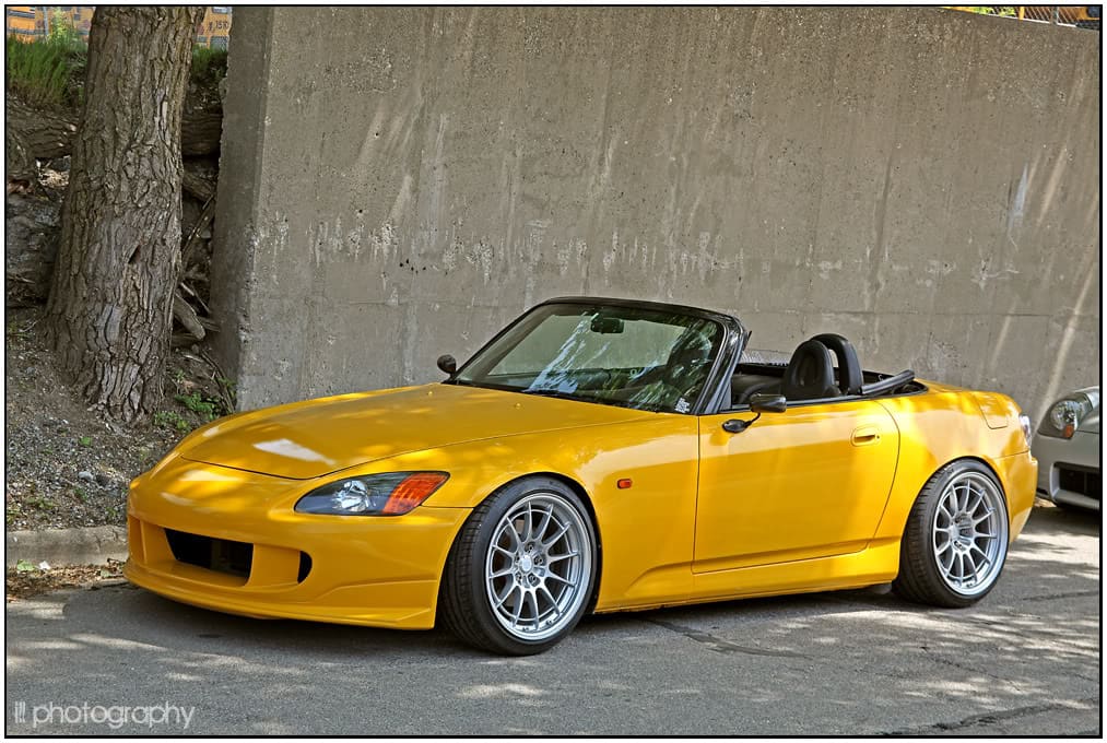 2001 Honda S2000 with 18x9.5 Enkei NT03+m wheels