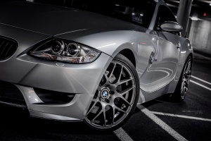 2007 BMW Z4 with VMR V710 wheels