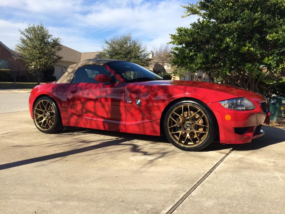 2007 BMW Z4 with VMR V710 wheels
