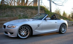 2006 BMW Z4 with 19x8.5 wheels