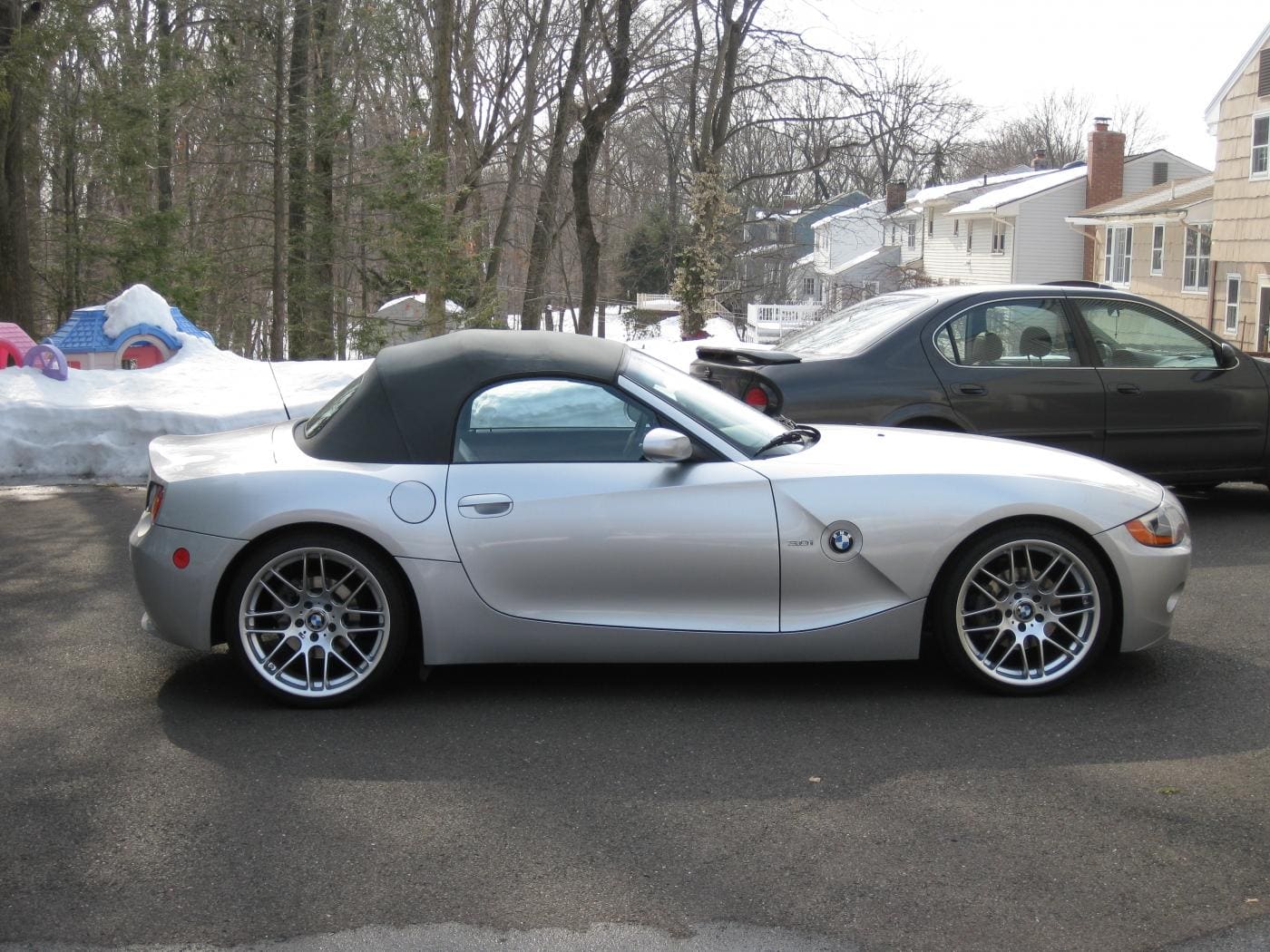 2007 BMW Z4 with 19x8.5 VMR CSL wheels