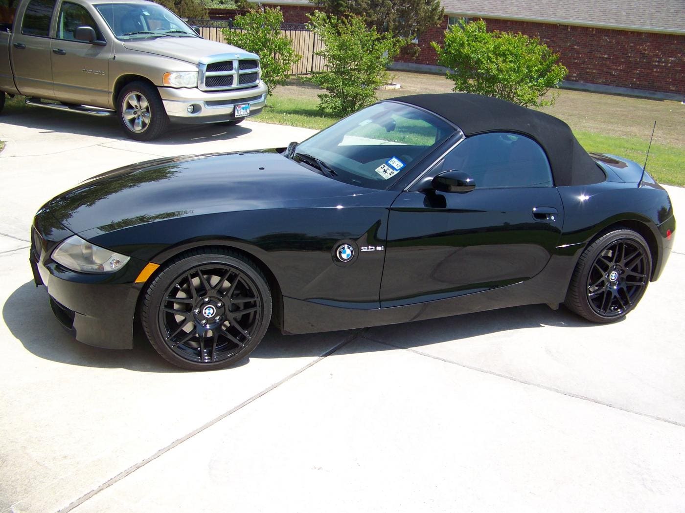 2008 BMW Z4 with 18x8.5 Forgestar F14 wheels