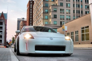 2003 Nissan 350Z with 19x9.5 VarrsToen 2.2.2 wheels