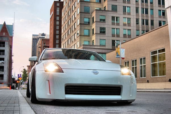 2003 Nissan 350Z with 19x9.5 VarrsToen 2.2.2 wheels