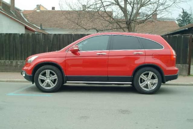 2007 Honda CR-V with EtaBeta Sirio wheels