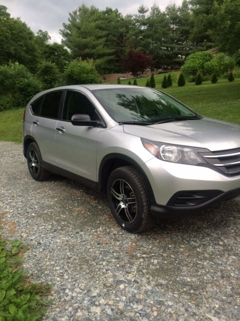 2014 Honda CR-V with OEM MB wheels