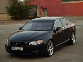 2006 Volvo S80 with Heico Sportiv Volution wheels