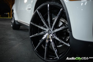 2015 BMW X6 with 24x10 Lexani CSS 15 wheels
