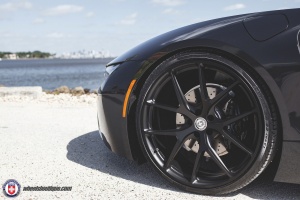 2015 BMW i8 with 22x9 HRE P101 wheels