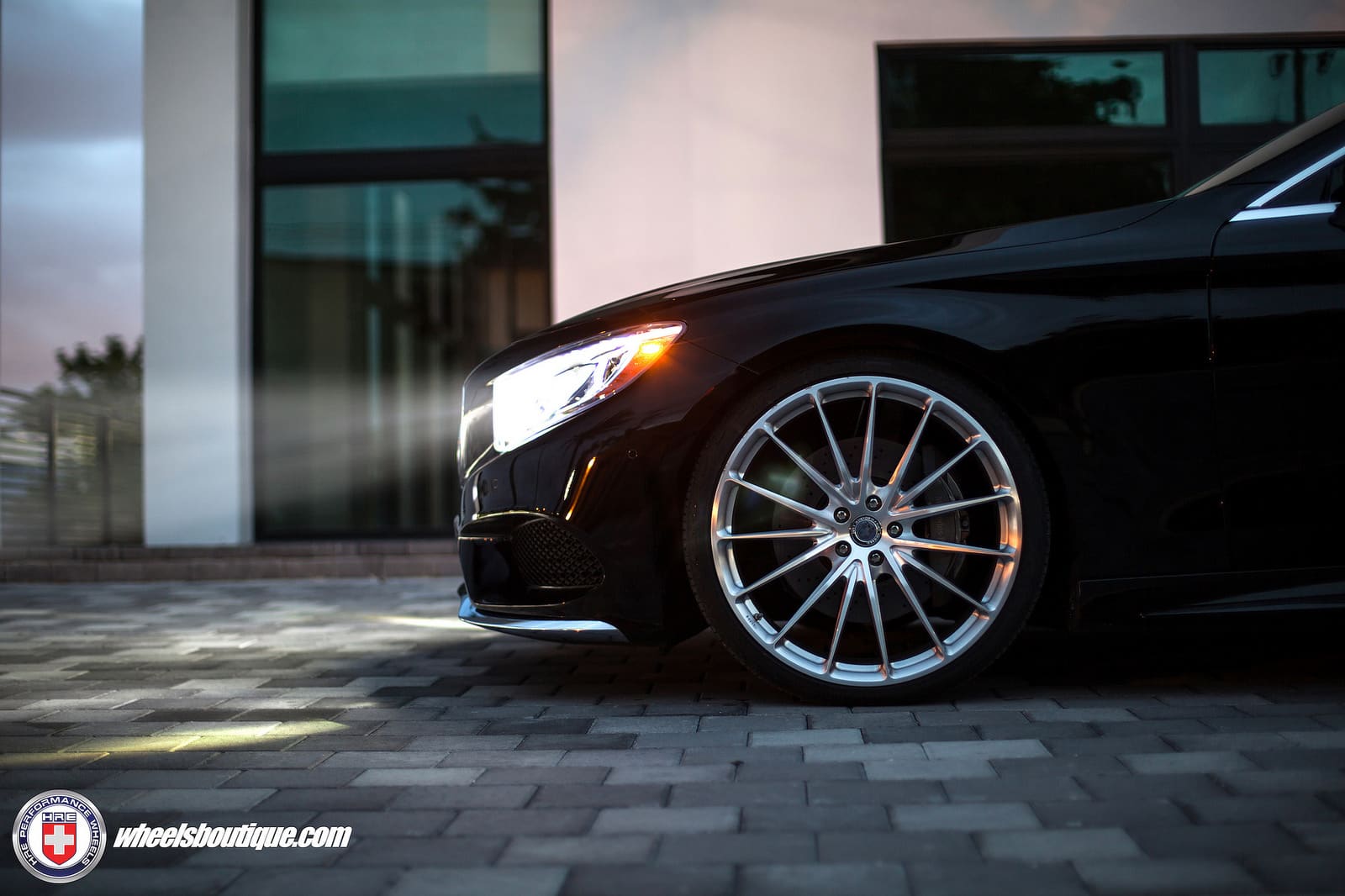 2015 Mercedes-Benz S-Class with 22x9 HRE P103 wheels