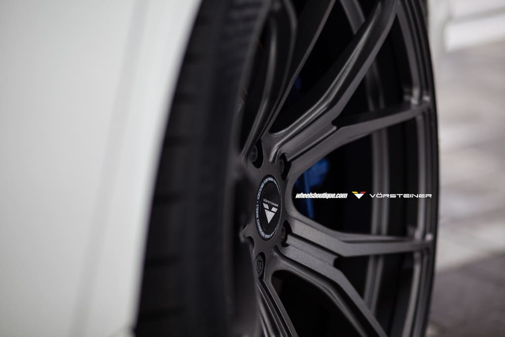 2015 BMW M5 with 21x9.5 Vorsteiner V-FF 103 wheels