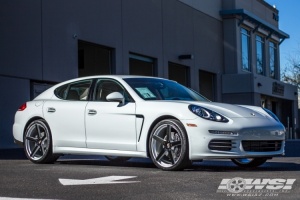 2016 Porsche Panamera with Koko Kuture Sardinia 5 wheels
