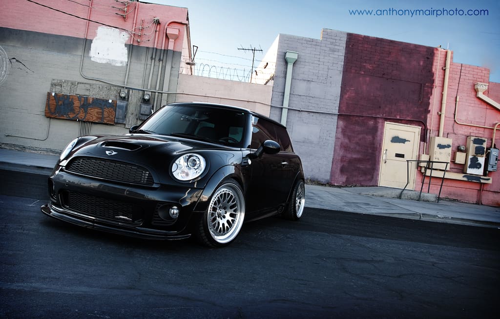 2009 MINI Cooper S with 18x8 CCW Classic wheels