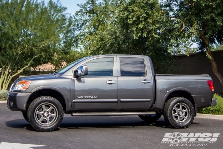 2011 Nissan Titan with 20" Hostile Exile-6 wheels