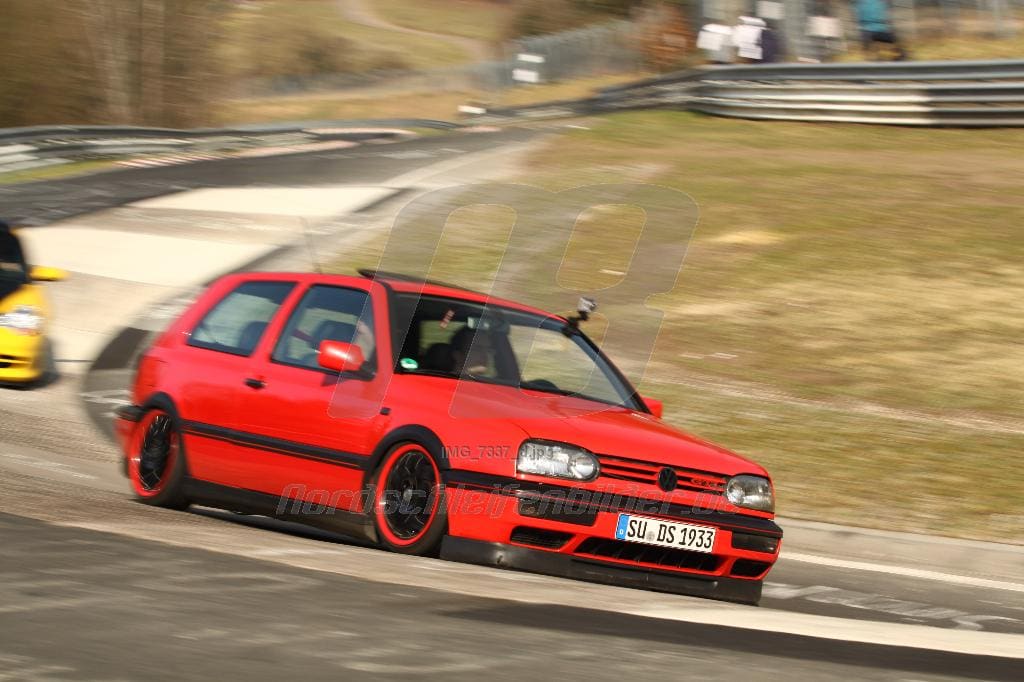 1999 Volkswagen Golf with 16x9 AZEV wheels