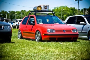1999 Volkswagen Golf with 18x8.5 Audi Euro A8L wheels