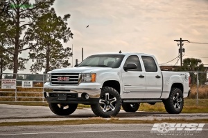 2015 GMC Sierra 2500HD with Remington High-Country wheels