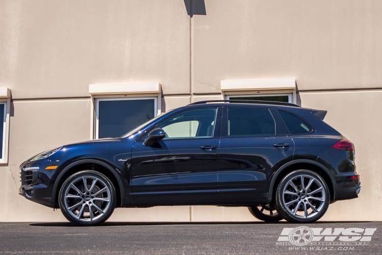 2015 Porsche Cayenne with BBS SV wheels