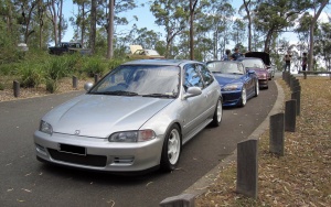 1994 Honda Civic with 15x7 Black Racing Pro N1 wheels