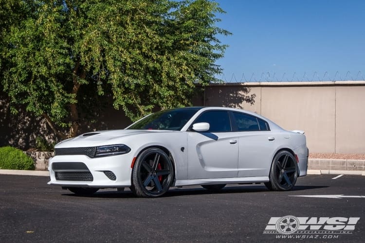 2016 Dodge Charger with Giovanna Dramuno-5 wheels