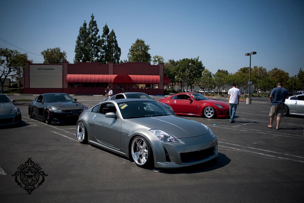 2004 Nissan 350Z with 19x9.5 AME Shallen CX wheels