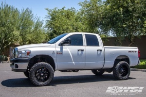 2009 Dodge Ram 1500 with Koko Solid Off Road Force wheels