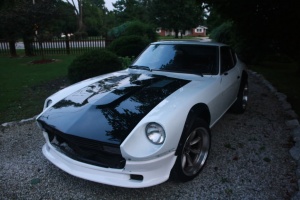 1977 Datsun 280Z with 17x9 Rota RBR wheels