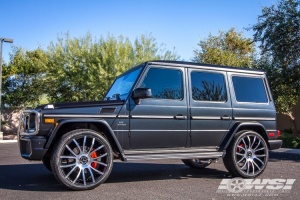 2015 Mercedes-Benz G-Class with Giovanna Siena wheels