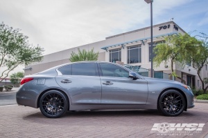 2014 Infiniti Q50 with Giovanna Shaki wheels