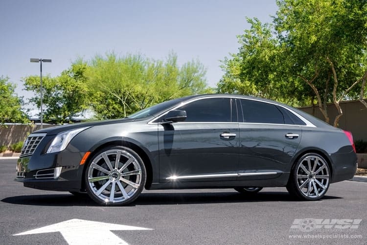 2014 Cadillac XTS with Gianelle Santoneo wheels
