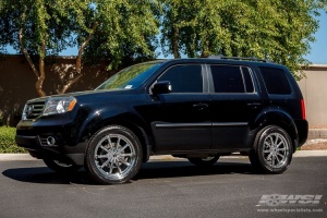 2014 Honda Pilot with MKW M110 wheels