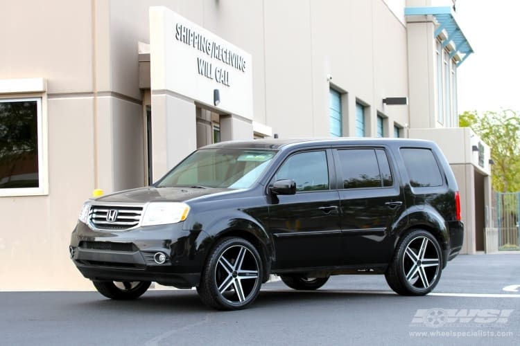 2013 Honda Pilot with Giovanna Dramadio-RL wheels